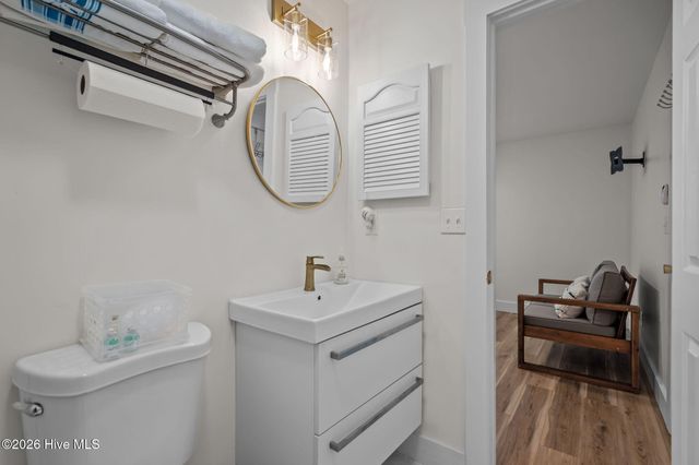 805 March Court B, Wilmington, NC 28405