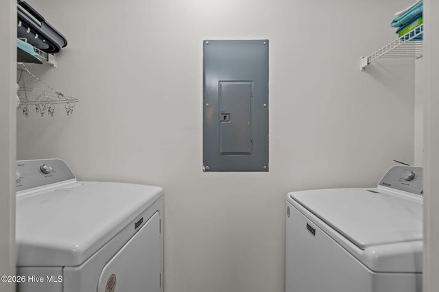 805 March Court B, Wilmington, NC 28405