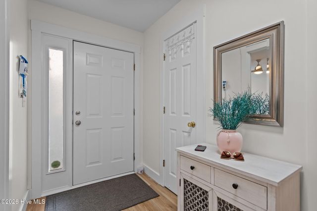 805 March Court B, Wilmington, NC 28405