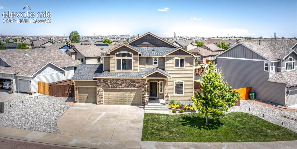 10237 Abrams Drive, Colorado Springs, CO 80925 — photo 2