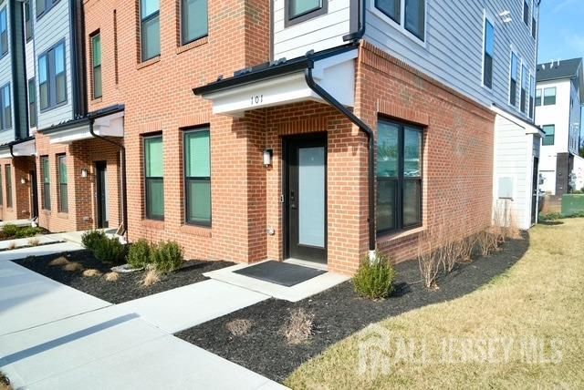 101 Peyton Place 135, New Brunswick, NJ 08901