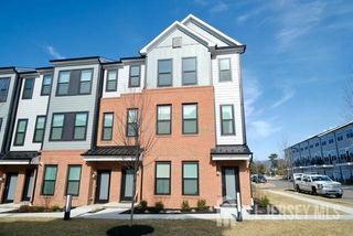 101 Peyton Place 135, New Brunswick, NJ 08901