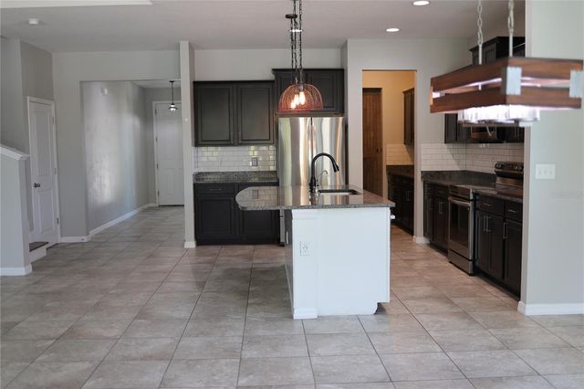 5002 JACKEL CHASE DRIVE, Wimauma, FL 33598
