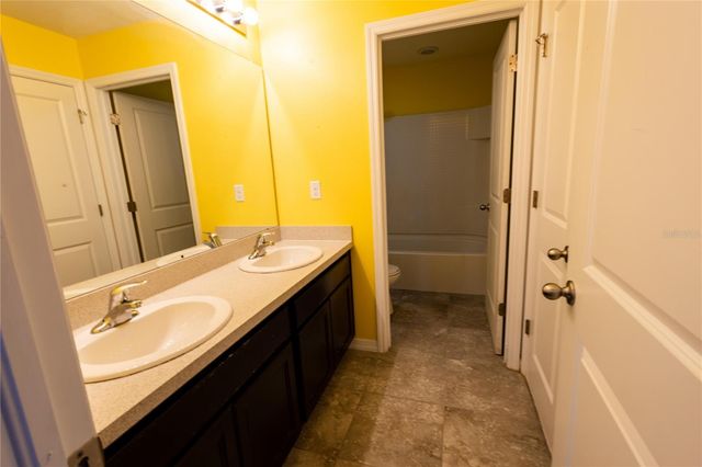 5002 JACKEL CHASE DRIVE, Wimauma, FL 33598