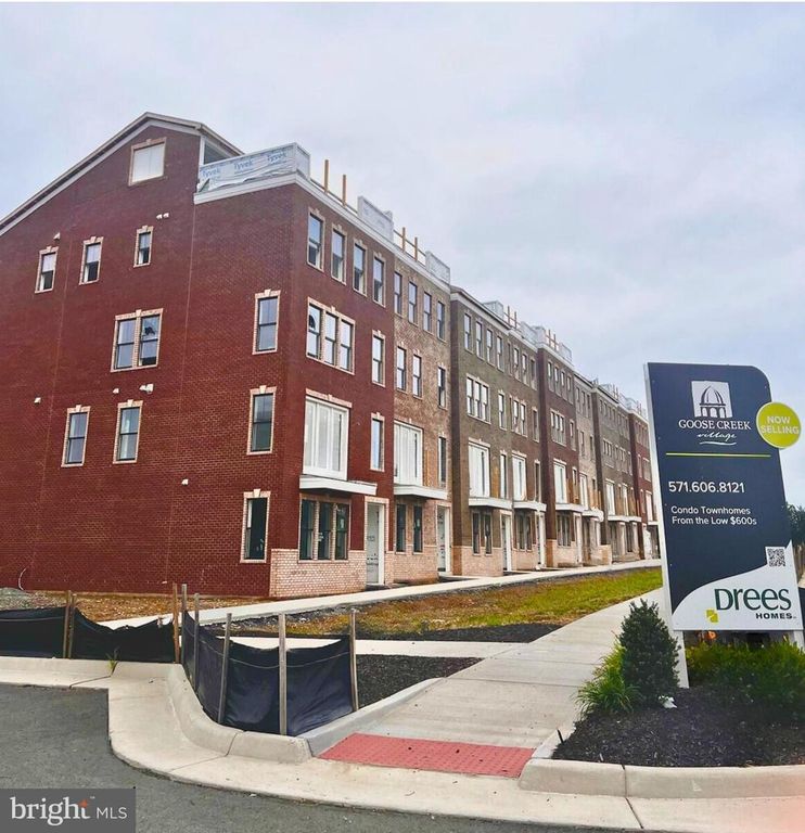 20879 MURRY FALLS TER, Ashburn, VA 20147