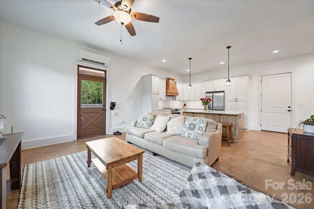 959 & 957 Dave Whitaker Road, Horse Shoe, NC 28742