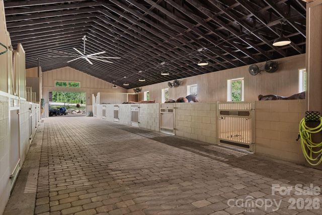 959 & 957 Dave Whitaker Road, Horse Shoe, NC 28742