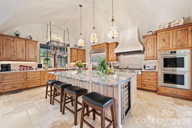 959 & 957 Dave Whitaker Road, Horse Shoe, NC 28742