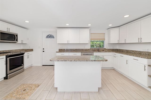 3616 STARDUST PLACE, Sarasota, FL 34232