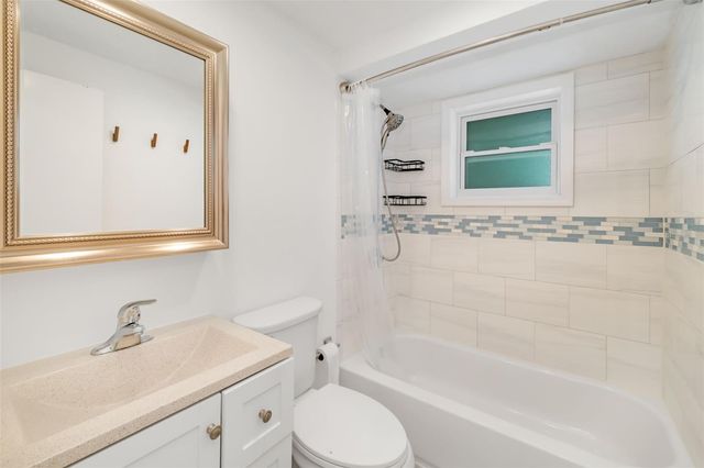 3616 STARDUST PLACE, Sarasota, FL 34232