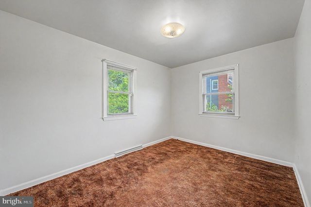 1236 OAK LN, Vineland, NJ 08360