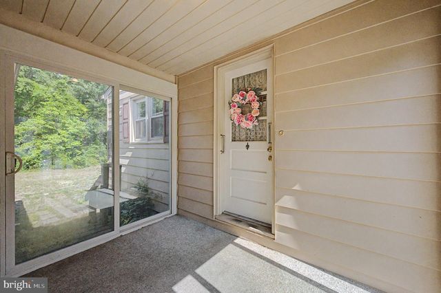1236 OAK LN, Vineland, NJ 08360