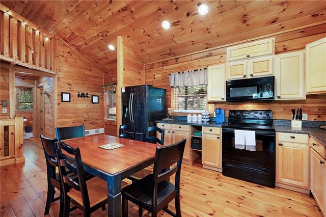 414 Marque Lane NE, Ranger, GA 30734