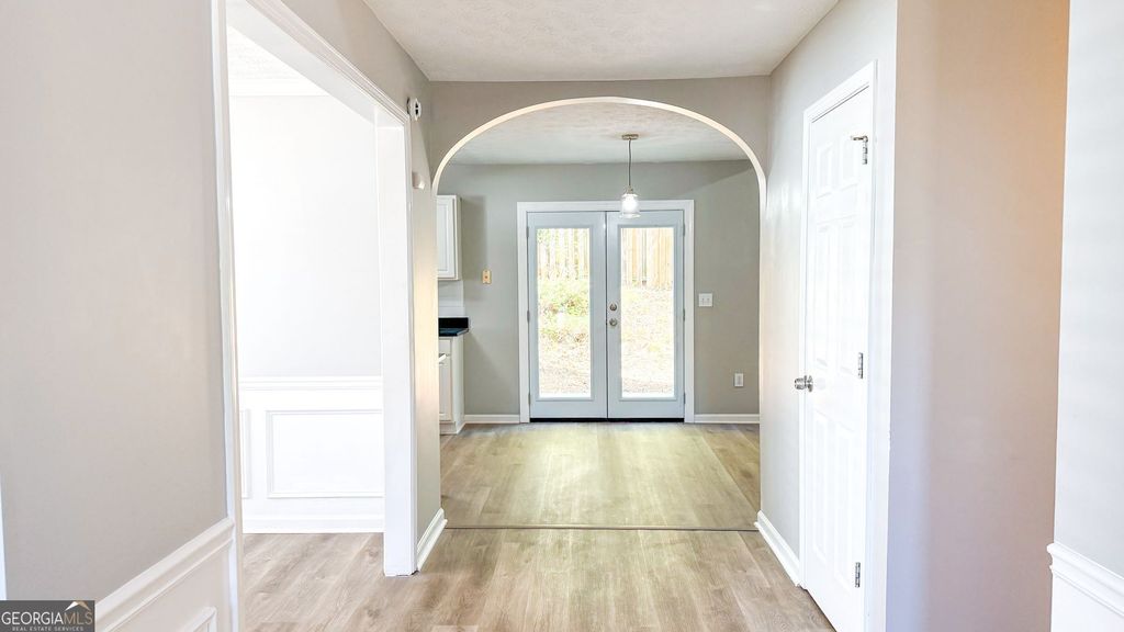 1195 Winthrope Chase Drive, Alpharetta, GA 30009 — photo 2