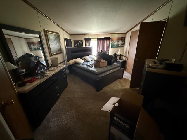 1083 S Baums Bridge Road, Kouts, IN 46347