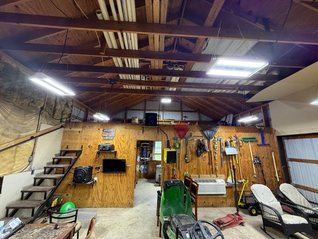 1083 S Baums Bridge Road, Kouts, IN 46347