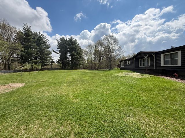 1083 S Baums Bridge Road, Kouts, IN 46347