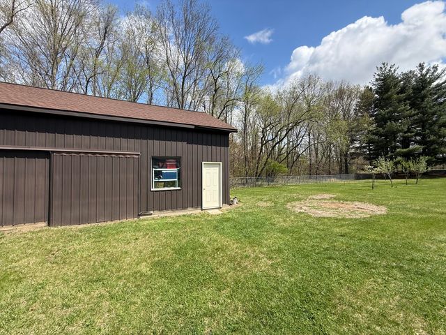 1083 S Baums Bridge Road, Kouts, IN 46347