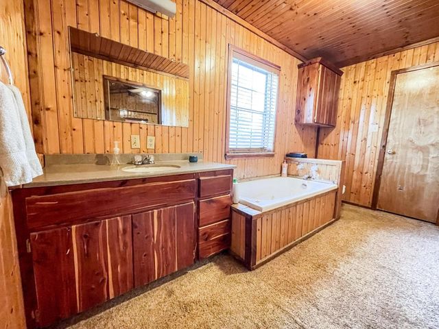 5560 & 5600 Texas Highway 8, Linden, TX 75563