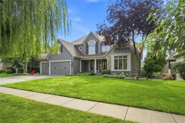 9309 W 156th Place, Overland Park, KS 66221
