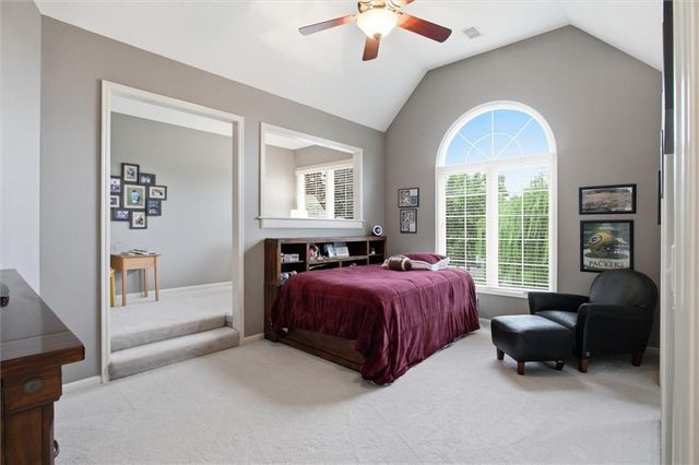 9309 W 156th Place, Overland Park, KS 66221