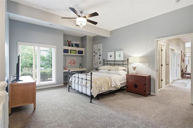 9309 W 156th Place, Overland Park, KS 66221