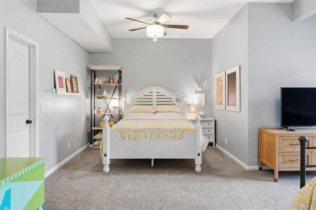 9309 W 156th Place, Overland Park, KS 66221