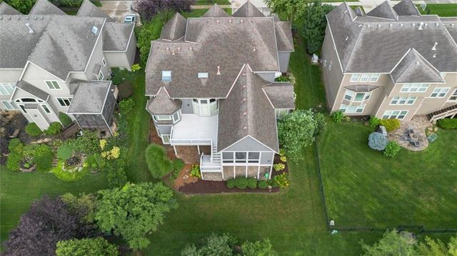 9309 W 156th Place, Overland Park, KS 66221