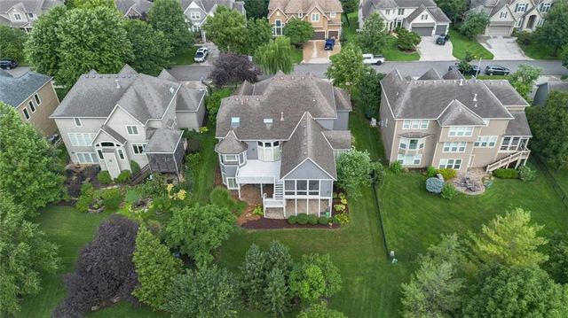 9309 W 156th Place, Overland Park, KS 66221