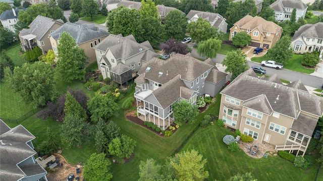 9309 W 156th Place, Overland Park, KS 66221