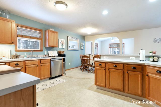 7302 High Timber Drive, Greenville, MI 48838