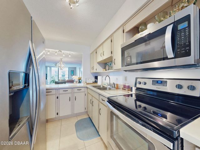 1433 N Atlantic Ave Unit 428, Daytona Beach, FL 32118