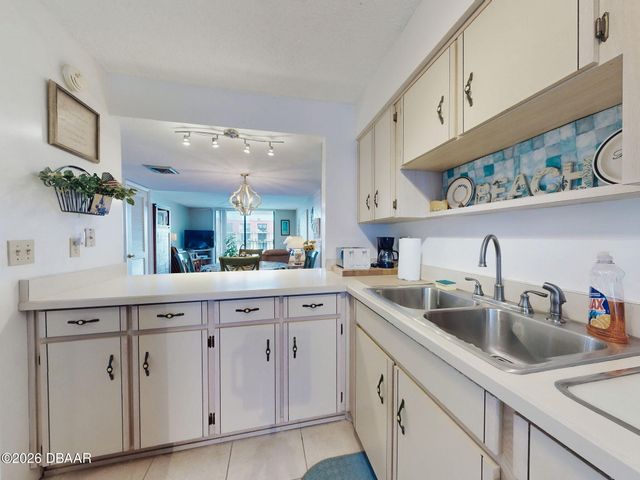 1433 N Atlantic Ave Unit 428, Daytona Beach, FL 32118