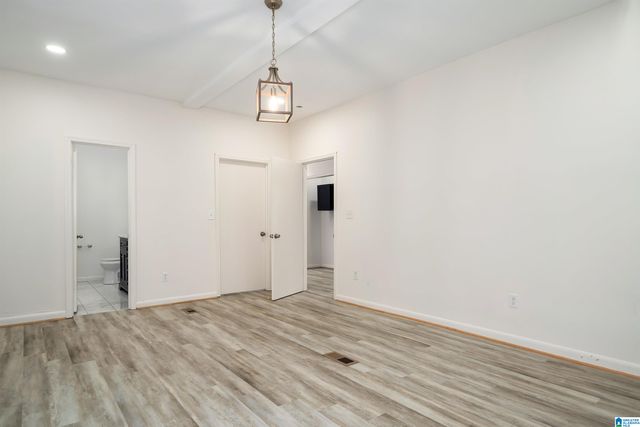 837 HILLVIEW DRIVE, Birmingham, AL 35235