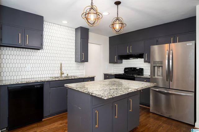 837 HILLVIEW DRIVE, Birmingham, AL 35235