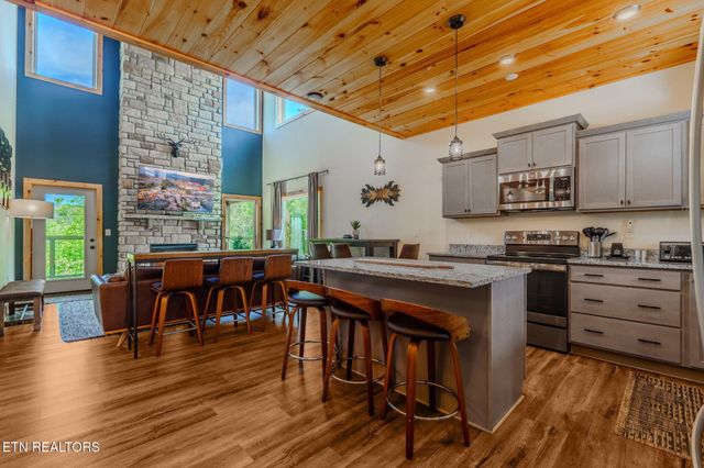 1130 Lee Cardwell Cir Unit 5, Pigeon Forge, TN 37863