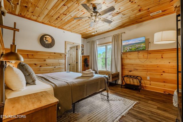 1130 Lee Cardwell Cir Unit 5, Pigeon Forge, TN 37863