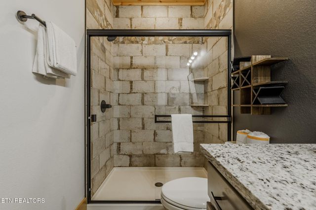 1130 Lee Cardwell Cir Unit 5, Pigeon Forge, TN 37863