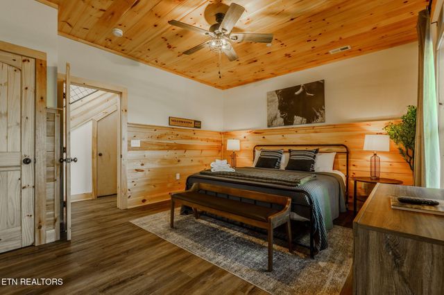 1130 Lee Cardwell Cir Unit 5, Pigeon Forge, TN 37863