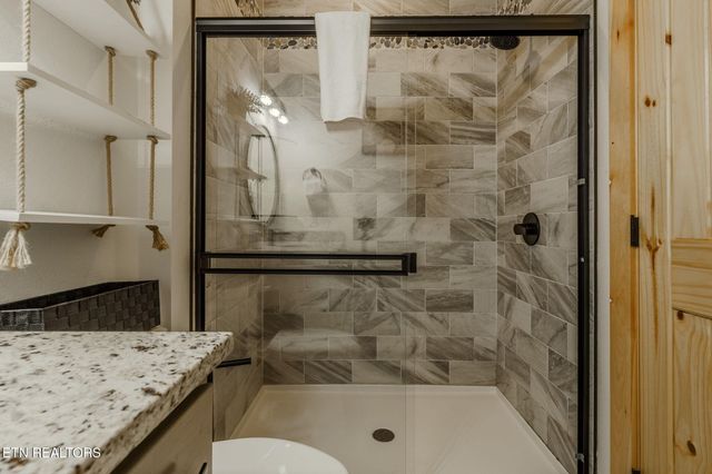 1130 Lee Cardwell Cir Unit 5, Pigeon Forge, TN 37863