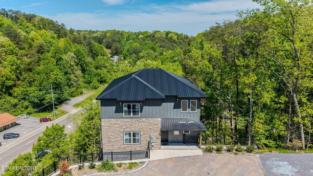 1130 Lee Cardwell Cir Unit 5, Pigeon Forge, TN 37863