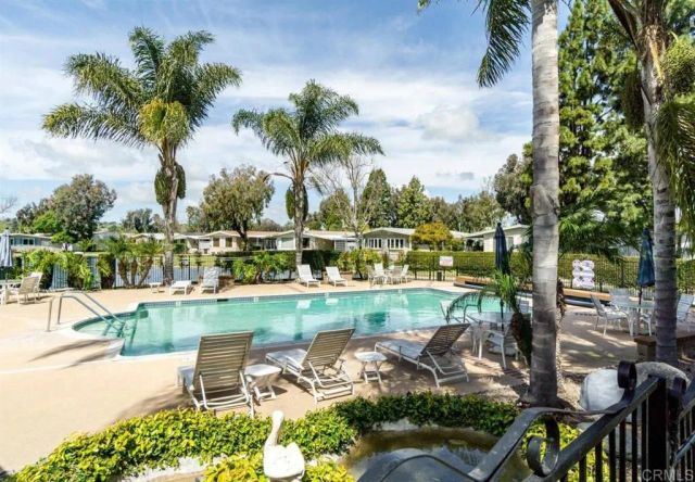 276 N El Camino Real 15, Oceanside, CA 92058