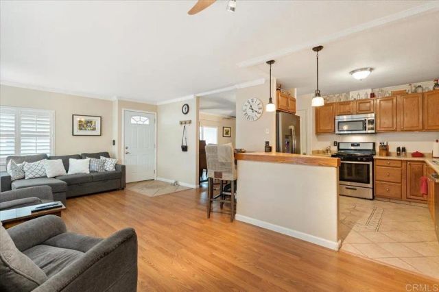 276 N El Camino Real 15, Oceanside, CA 92058