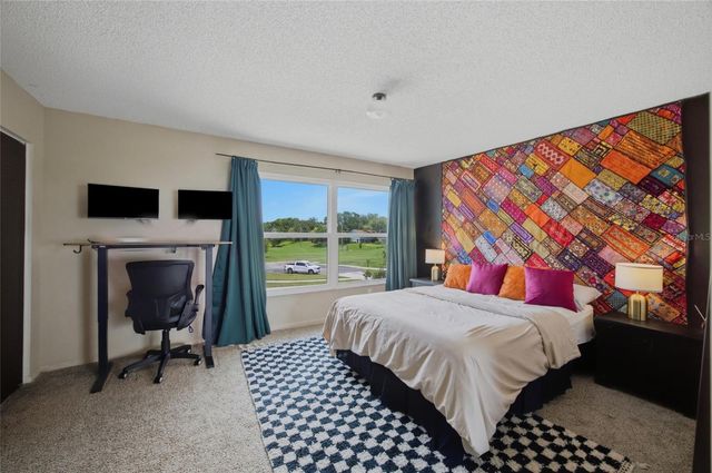 14713 LAKE FOREST DRIVE, Lutz, FL 33559