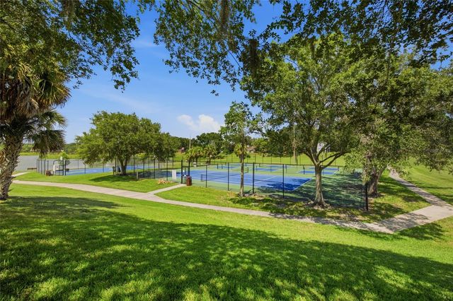 14713 LAKE FOREST DRIVE, Lutz, FL 33559