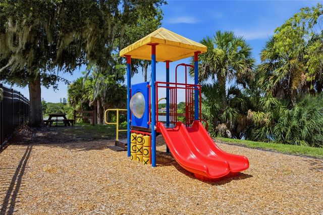 14713 LAKE FOREST DRIVE, Lutz, FL 33559