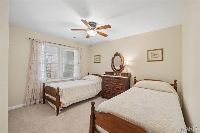 7326 Westover Colonial Lane, Shrewsbury, MO 63119