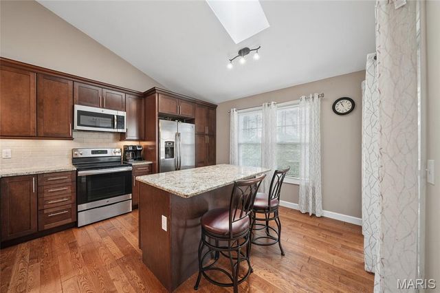 7326 Westover Colonial Lane, Shrewsbury, MO 63119