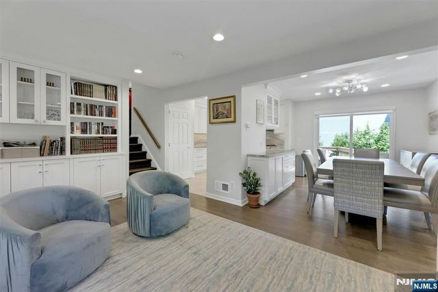 19 Thames Boulevard, Bergenfield, NJ 07621