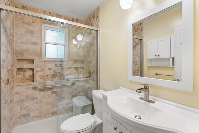 8880 Primrose Drive, Deerfield Twp., OH 45140